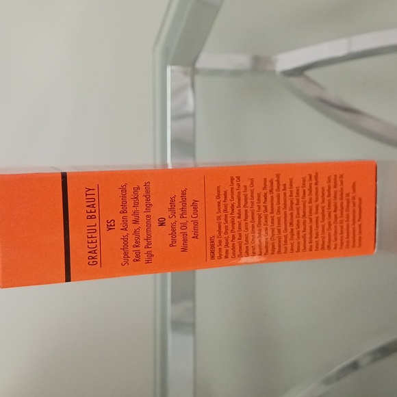 Yensa 2-in-1 Radiance Polishing Mask - Picture 4 of 4